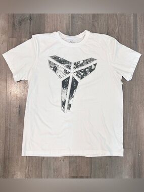 Nike White Short-Sleeve Kobe Logo Tee